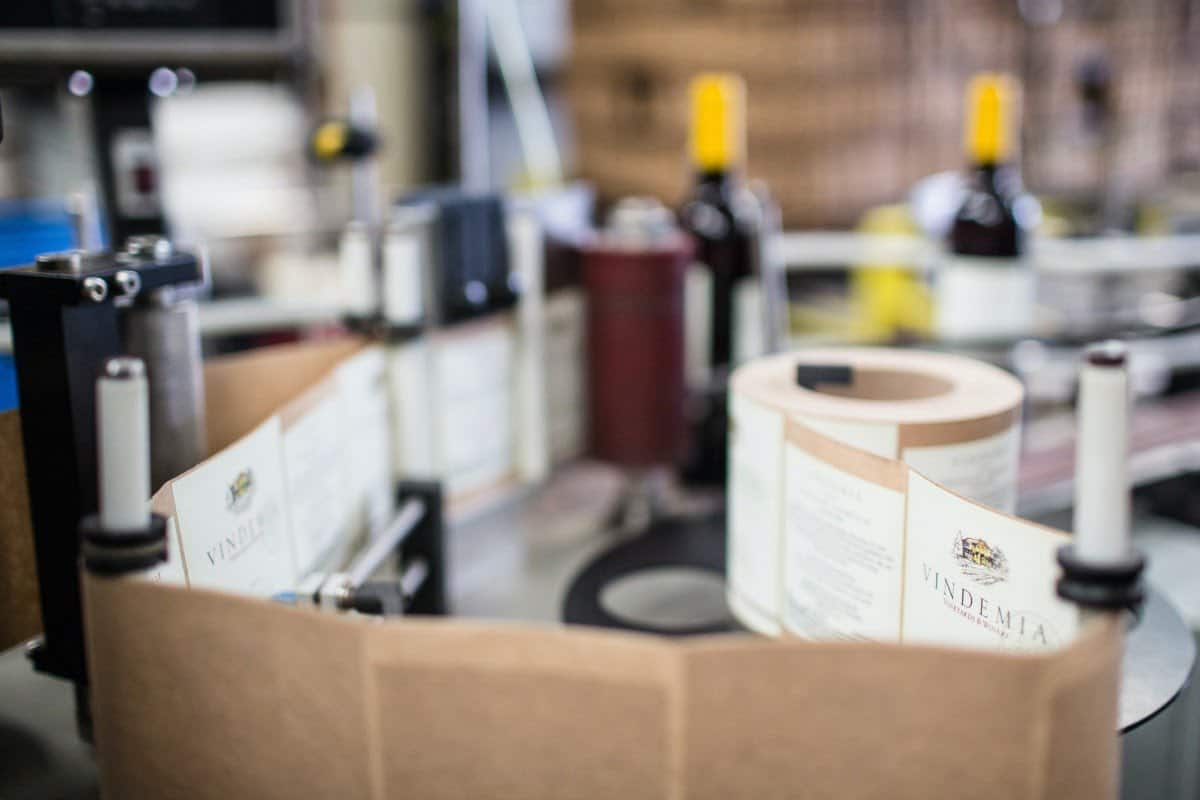 Etichettatura vino: nuove regole per etichetta ambientale, nutrizionale e ingredienti